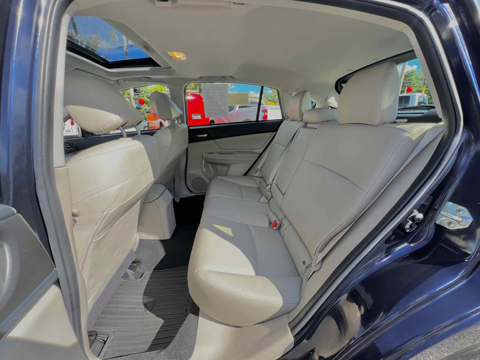 2014 Subaru Impreza 2.0i Sport Limited photo 2