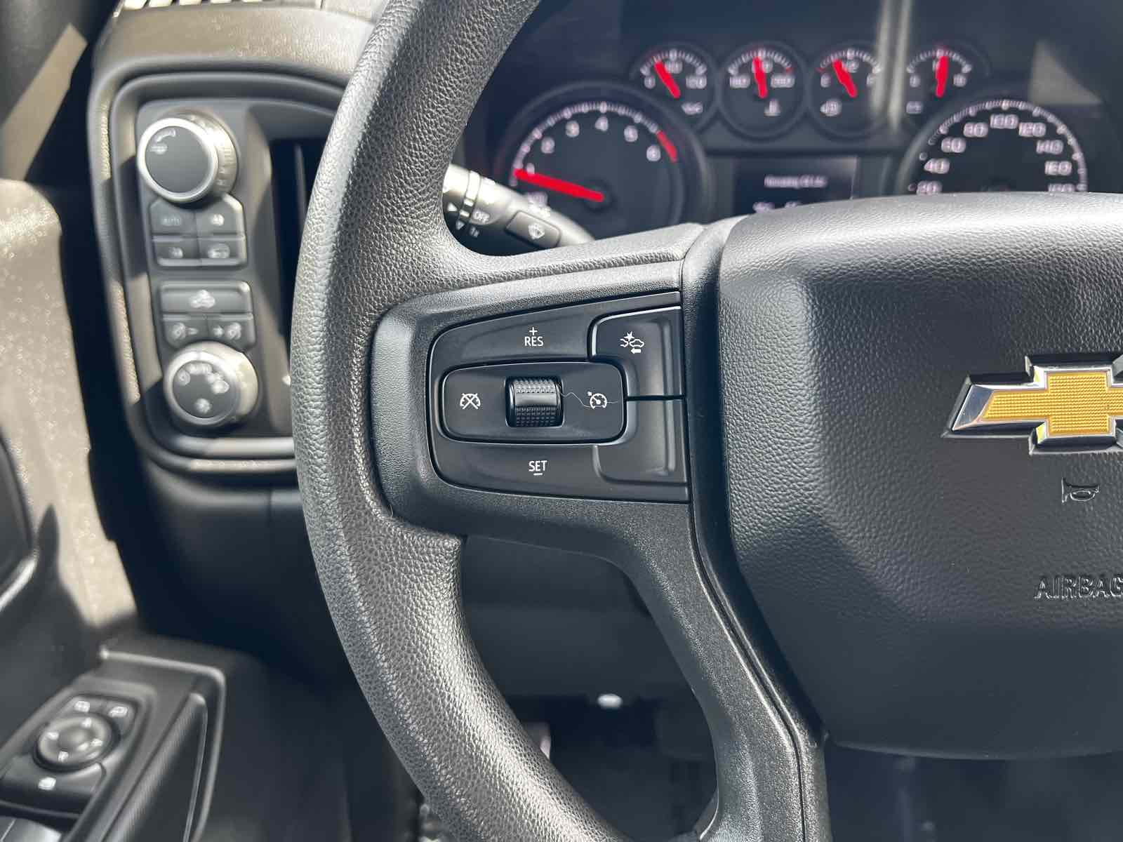 2023 Chevrolet Silverado 1500 Custom photo 19