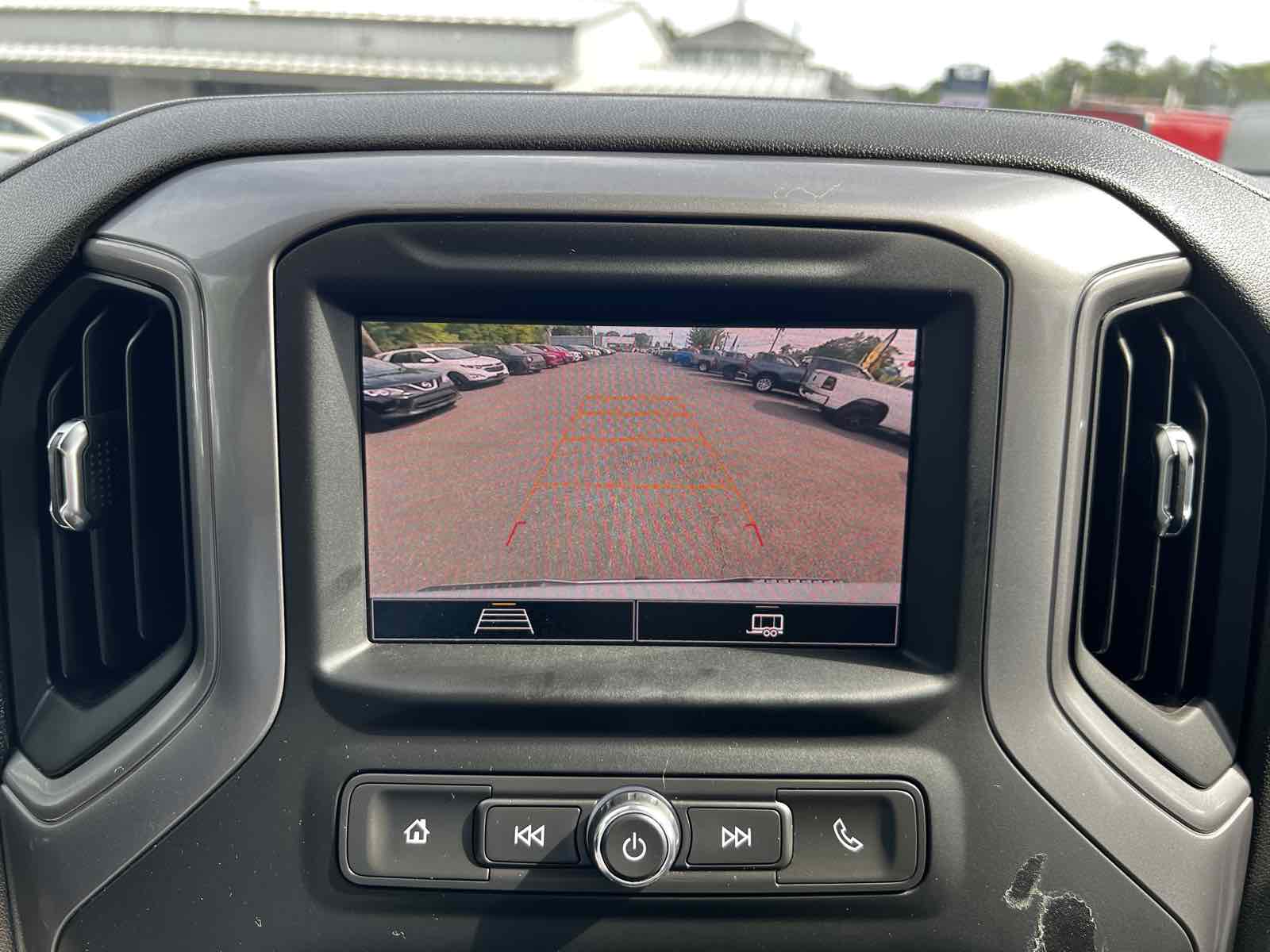 2023 Chevrolet Silverado 1500 Custom photo 24