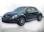 2013 Volkswagen Beetle Convertible 2.5L photo 22