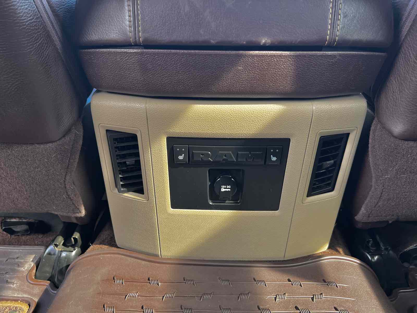 2014 Ram 1500 Longhorn photo 15