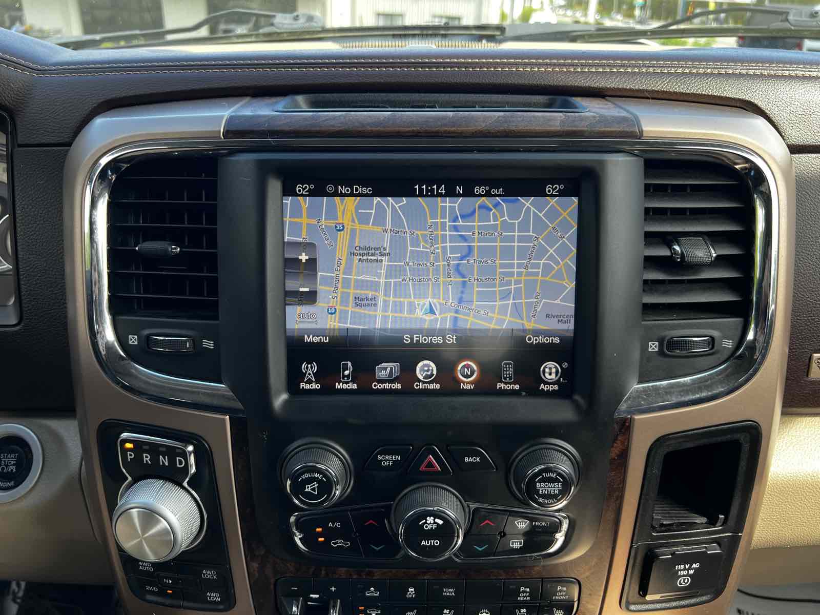 2014 Ram 1500 Longhorn photo 27