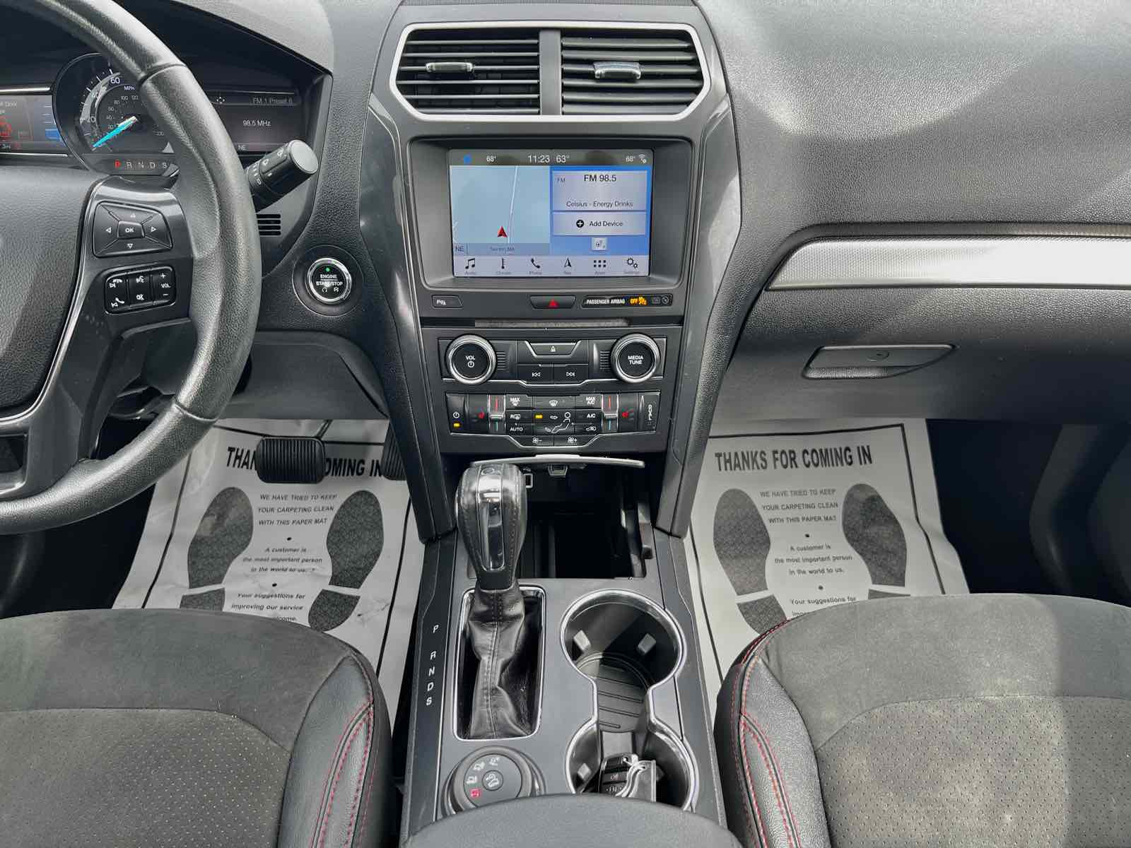 2018 Ford Explorer XLT photo 25
