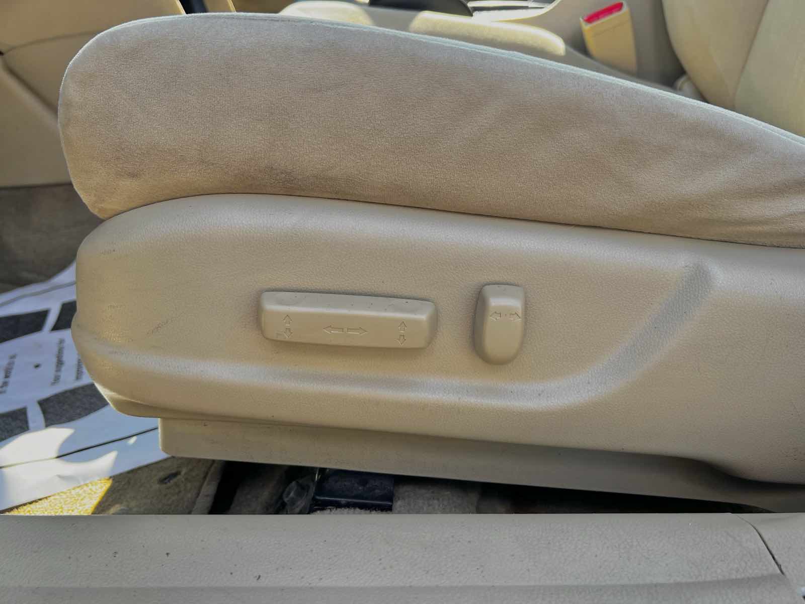 2011 Honda Accord LX-P photo 9