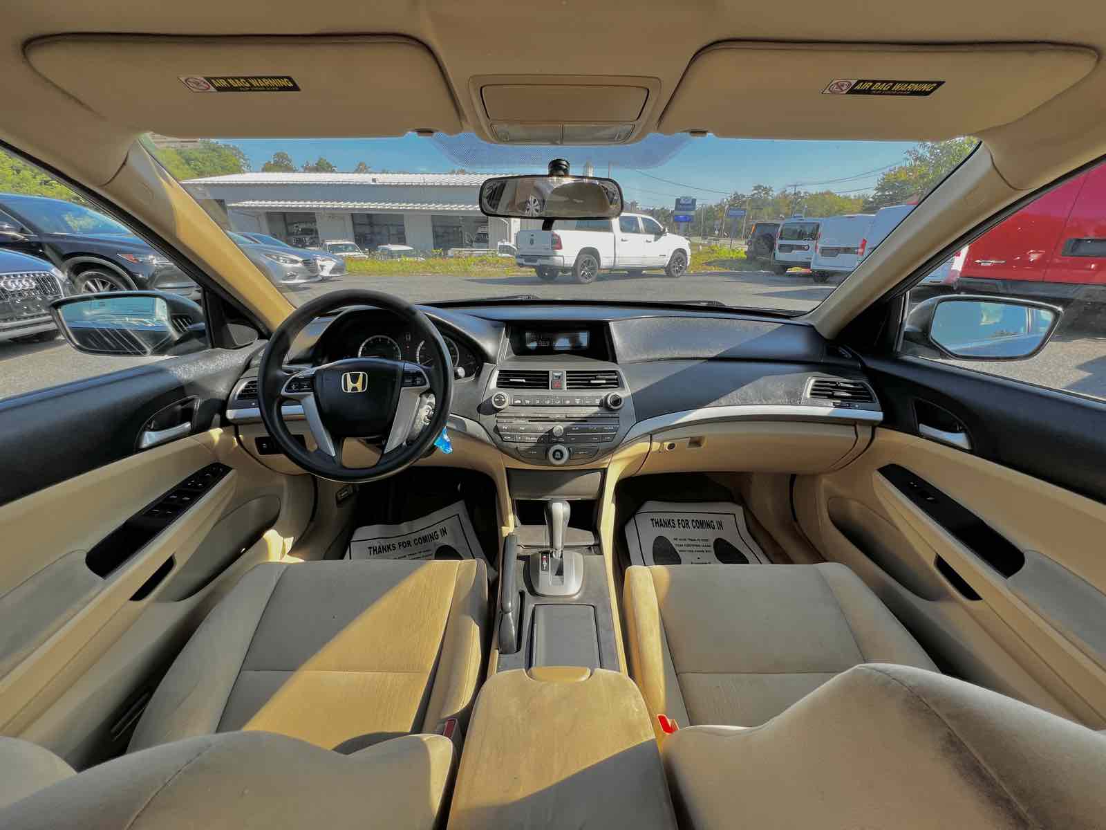 2011 Honda Accord LX-P photo 17