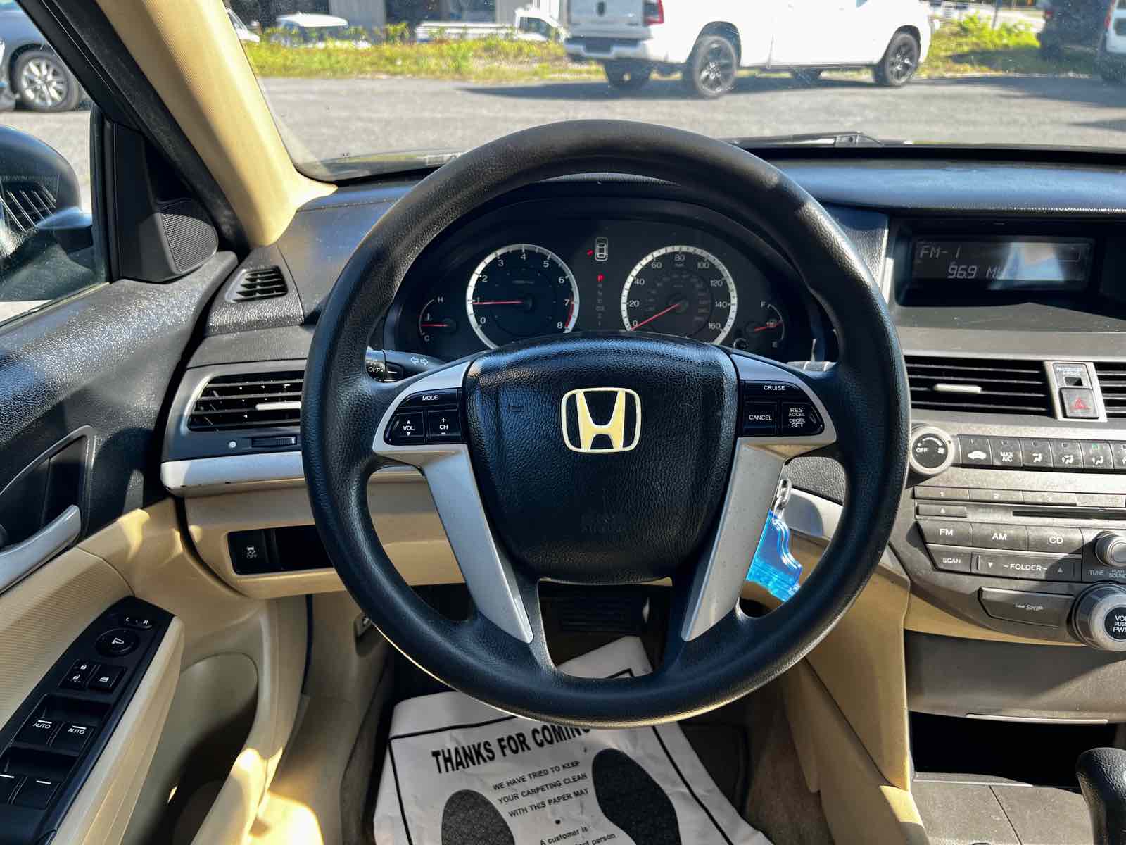 2011 Honda Accord LX-P photo 18