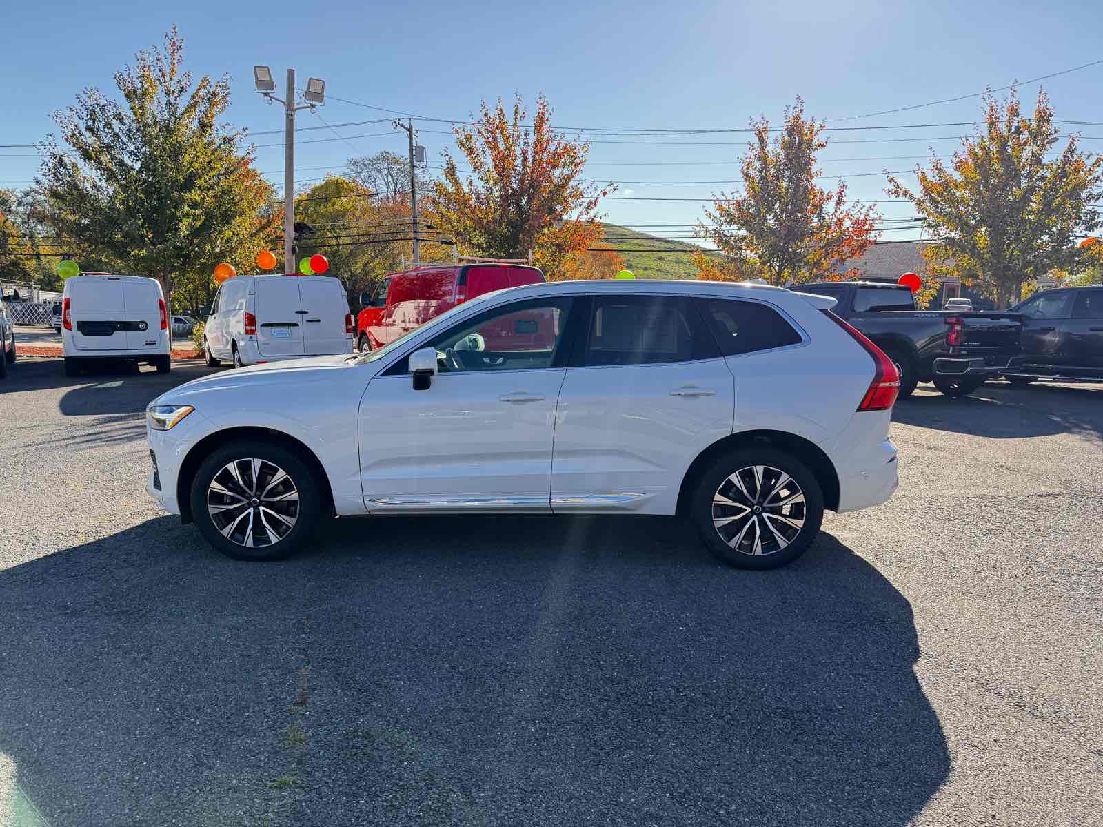 2023 Volvo XC60 Plus photo 3