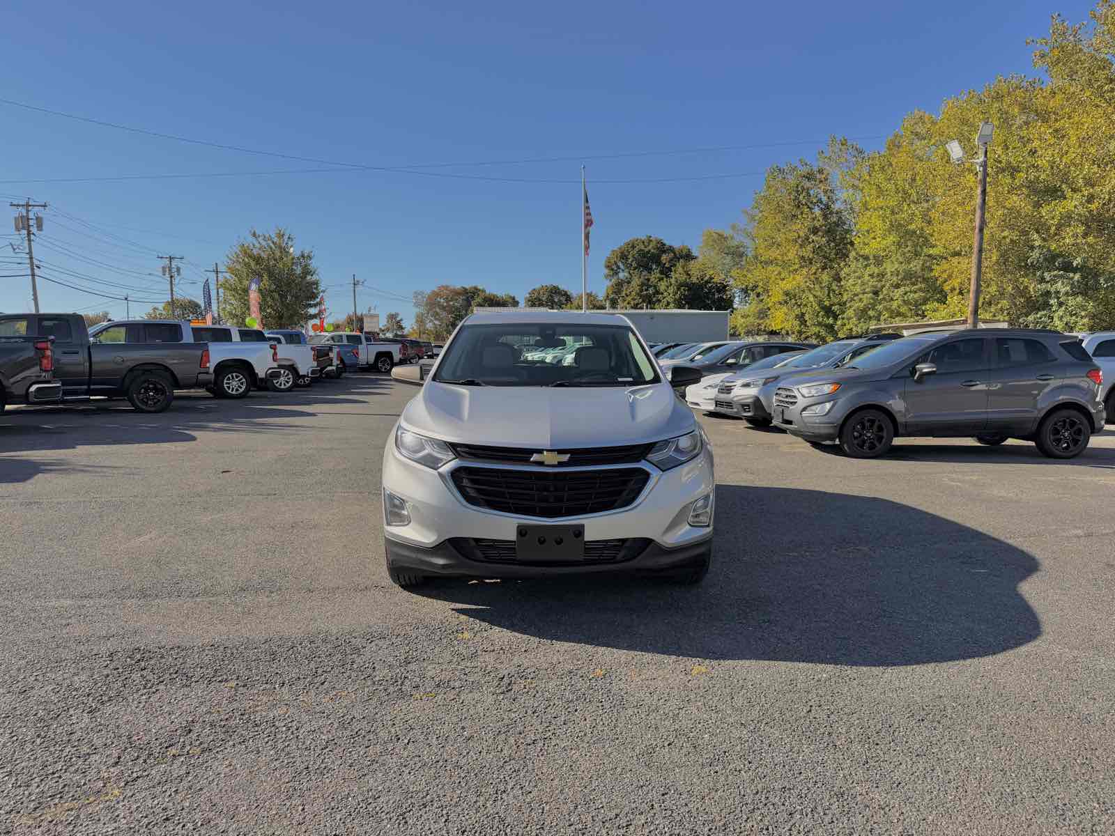 2021 Chevrolet Equinox LS photo 2