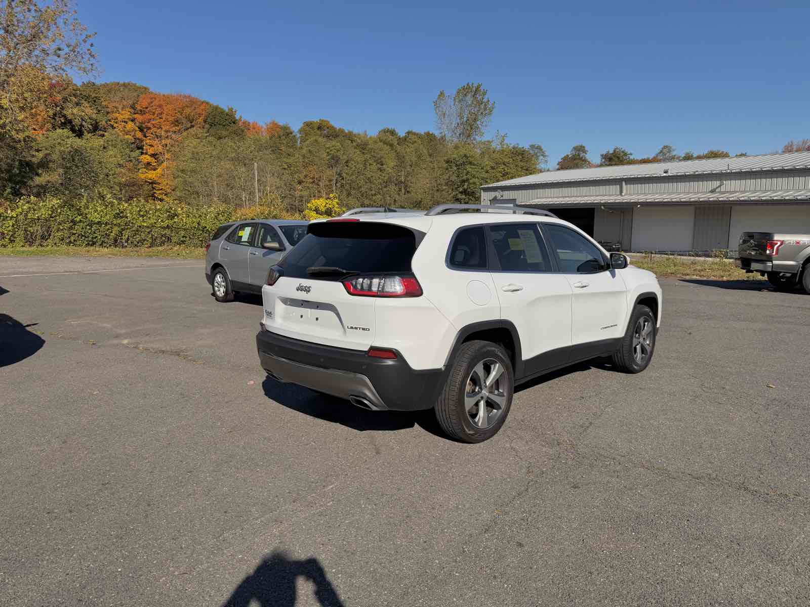2019 Jeep Cherokee Limited photo 2