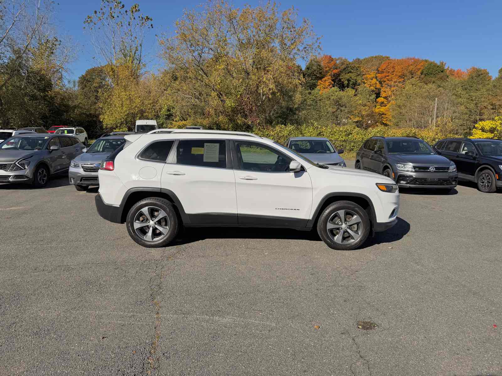 2019 Jeep Cherokee Limited photo 3