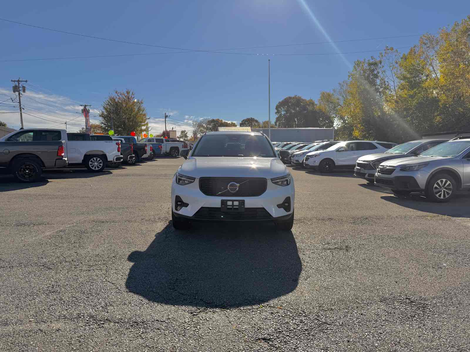 2024 Volvo XC40 Plus - Photo 3