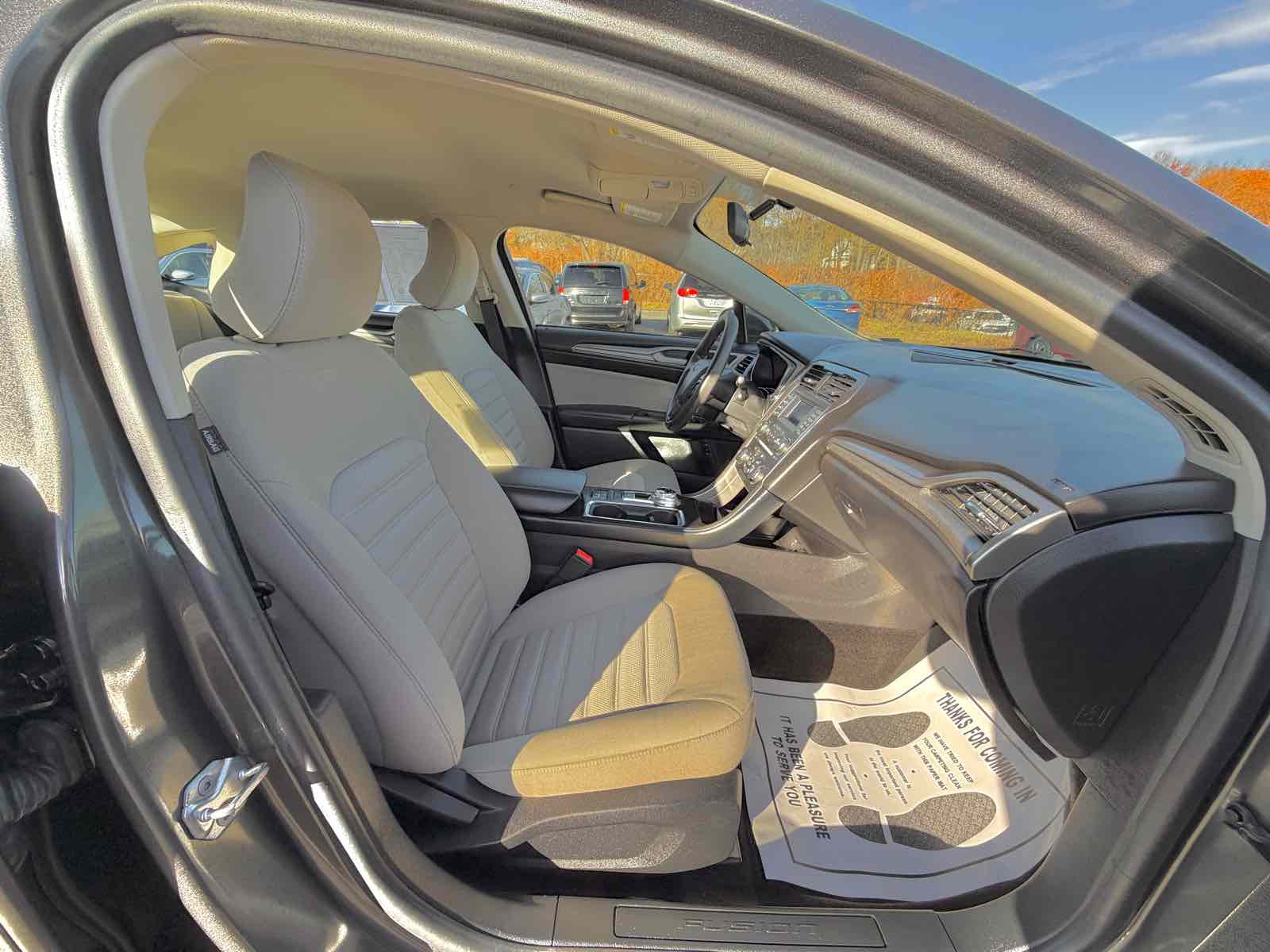 2018 Ford Fusion Hybrid S photo 3