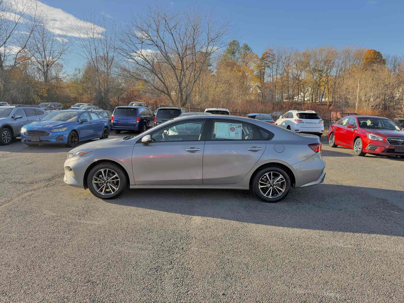 2024 Kia Forte LXS photo 3