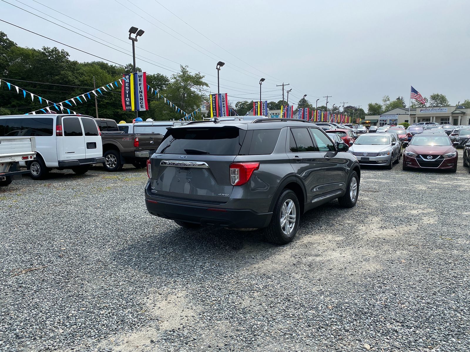 2022 Ford Explorer XLT - Photo 5