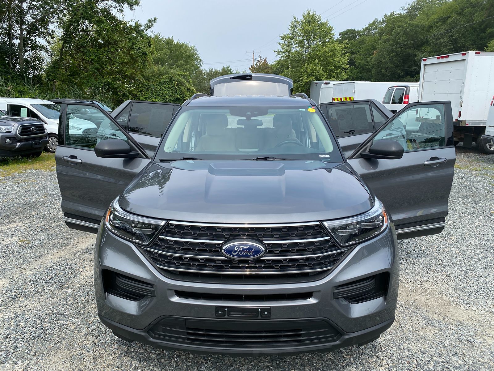 2022 Ford Explorer XLT - Photo 30