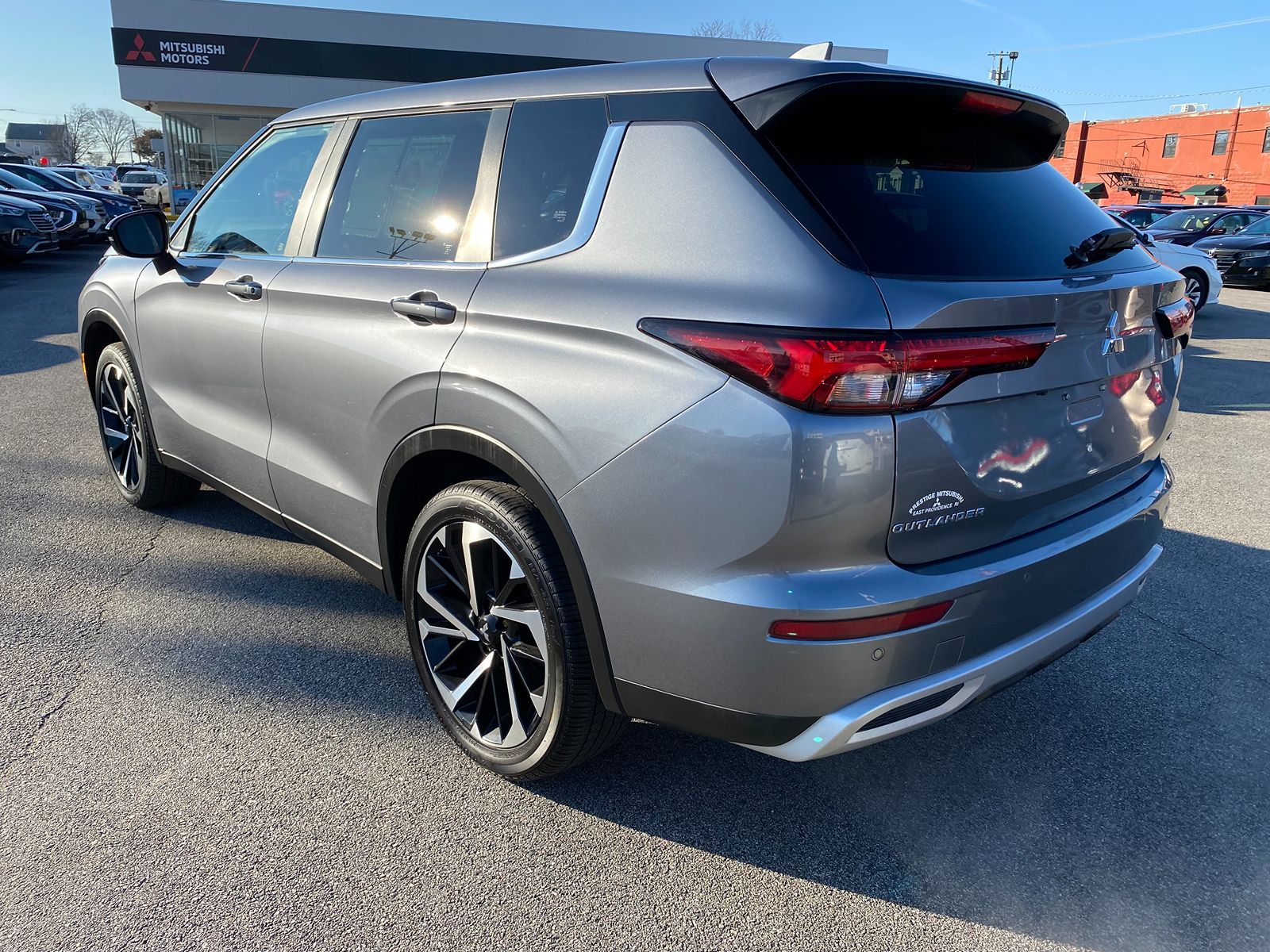 2022 Mitsubishi Outlander SE 7