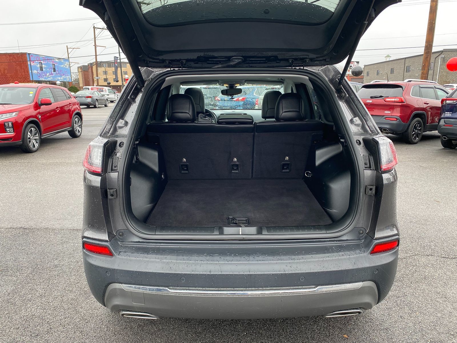 2019 Jeep Cherokee Limited 12