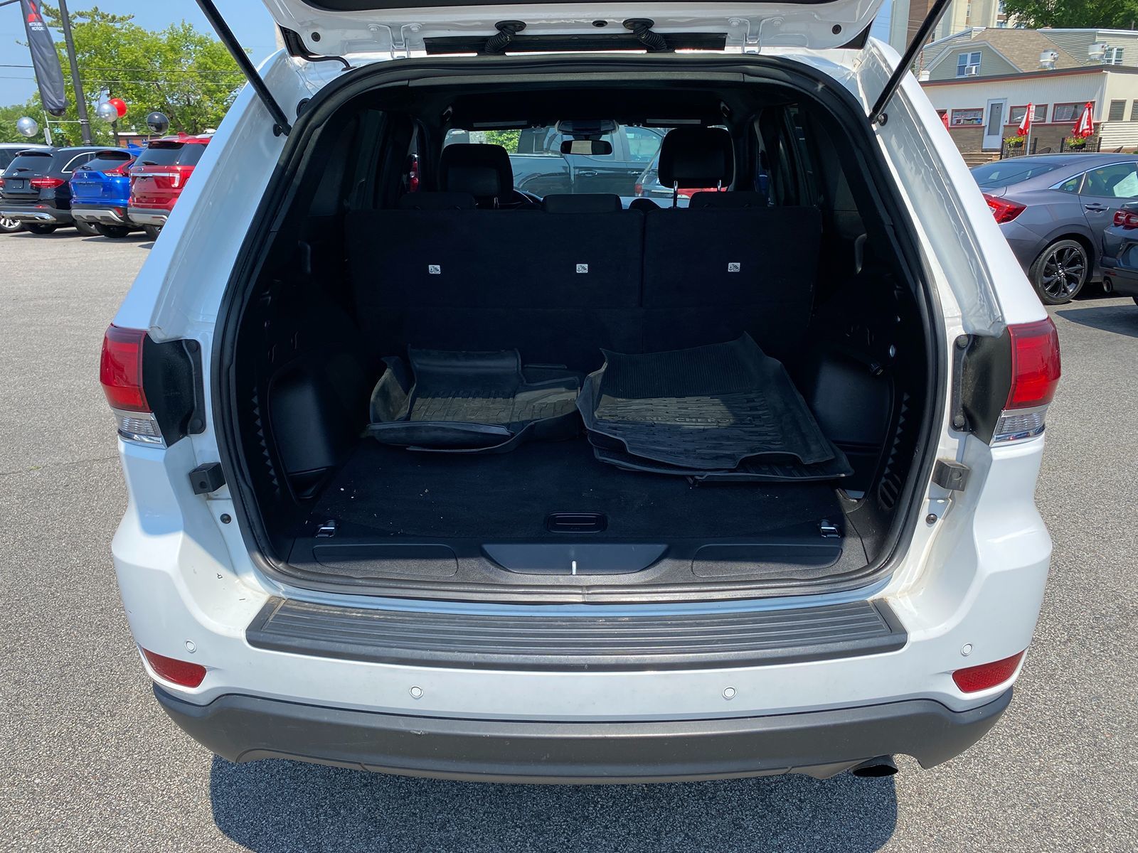 2021 Jeep Grand Cherokee Laredo E 6