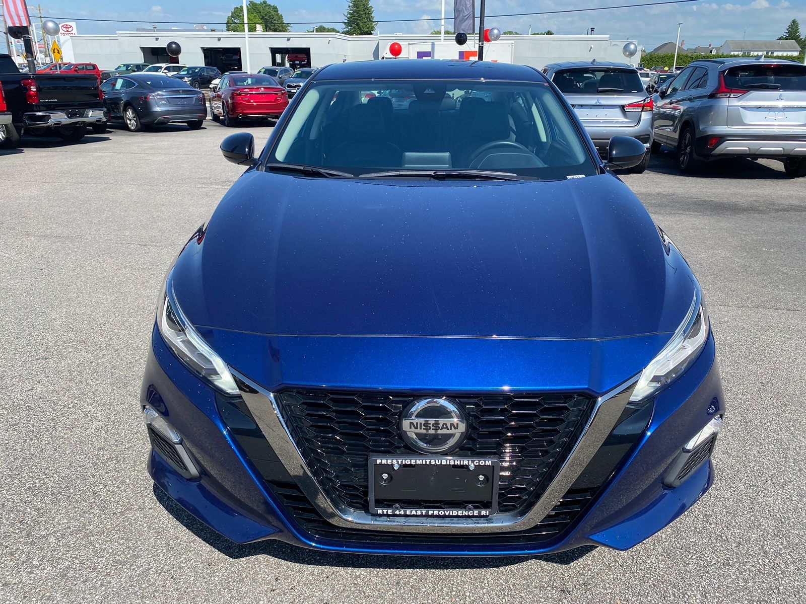 2021 Nissan Altima 2.5 SR 8