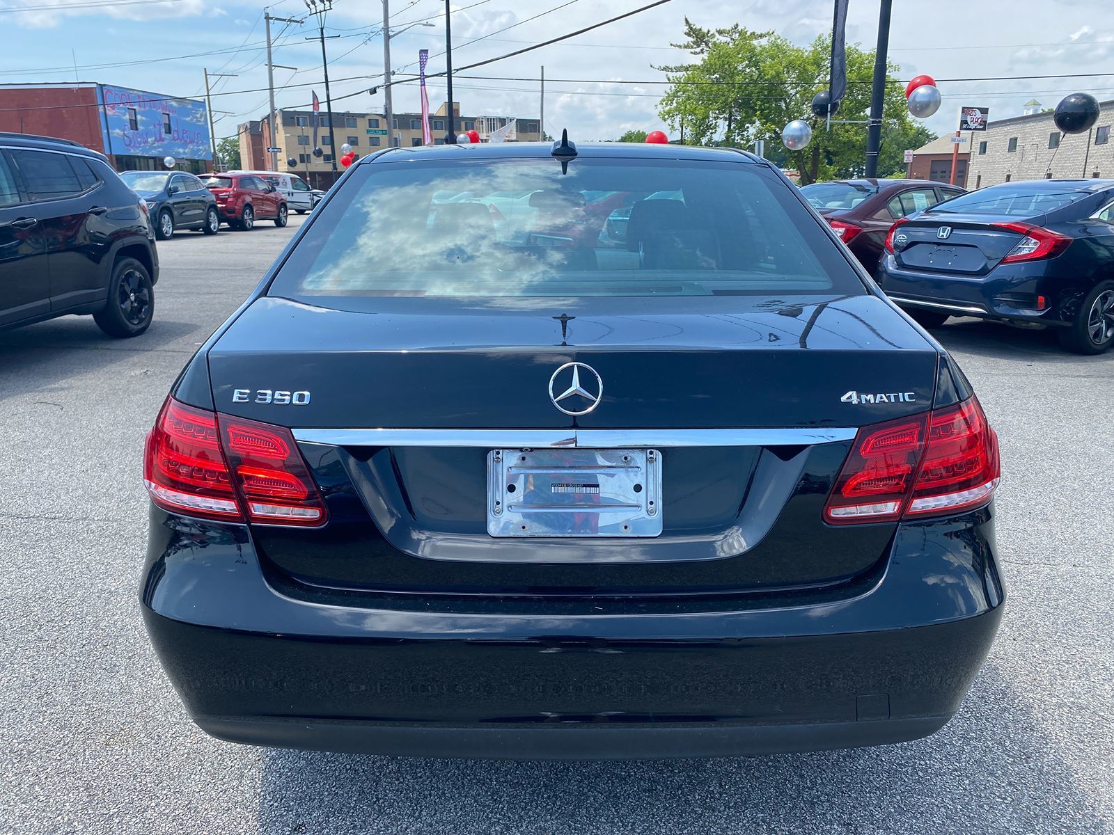 2016 Mercedes-Benz E 350 4MATIC Luxury Sedan 10