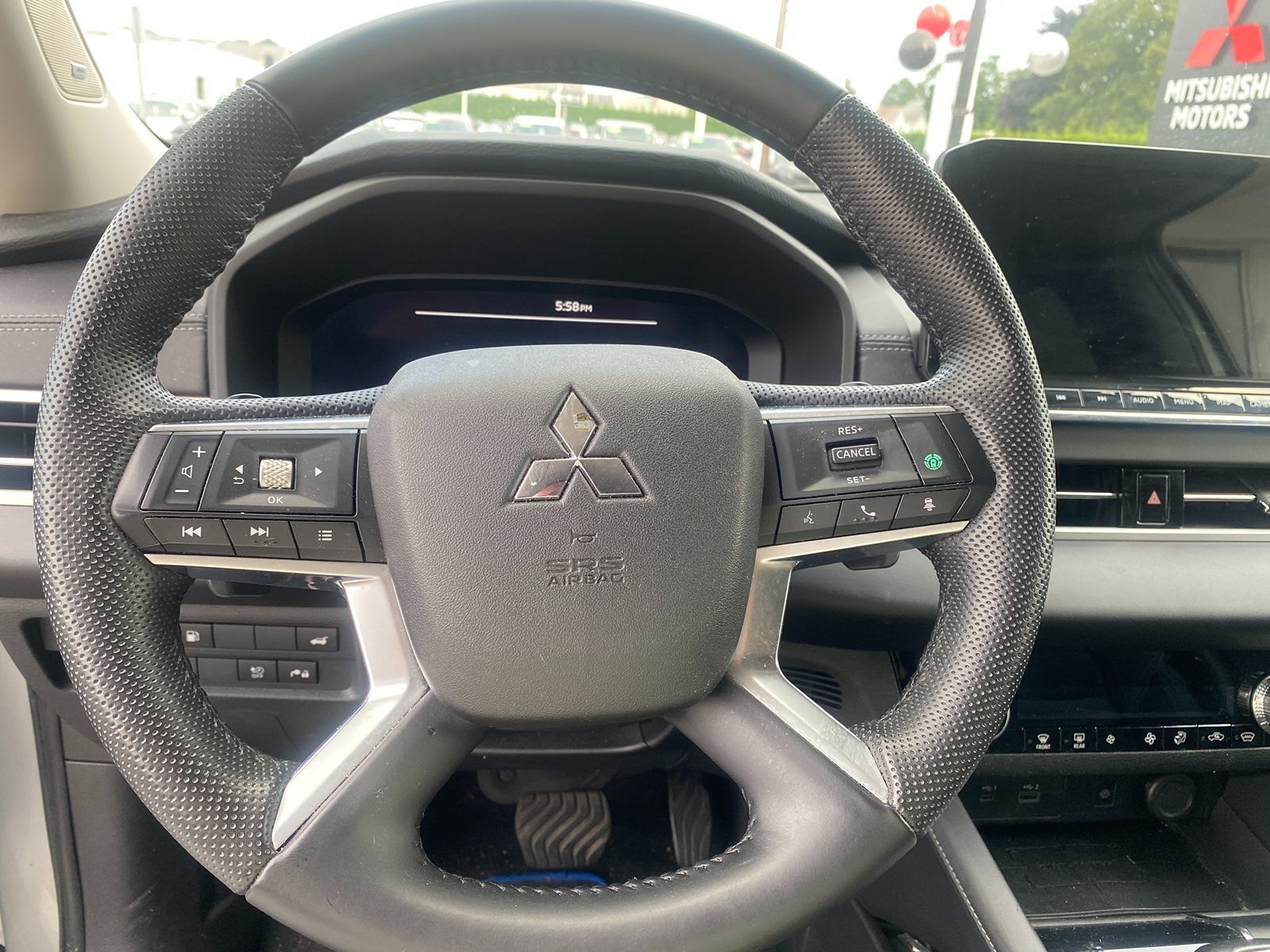 2023 Mitsubishi Outlander PHEV SE 15