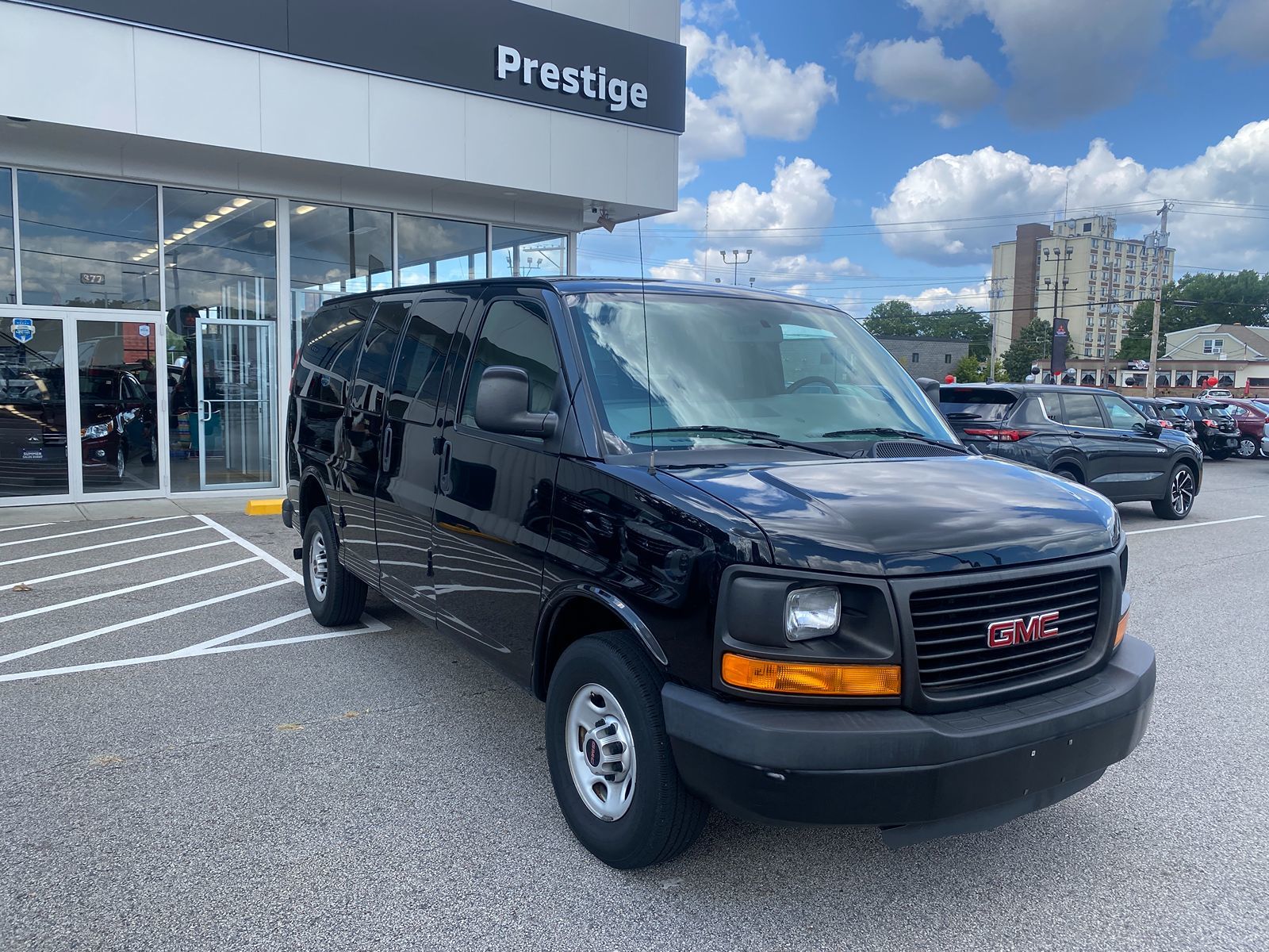 2014 GMC Savana Cargo Van  29