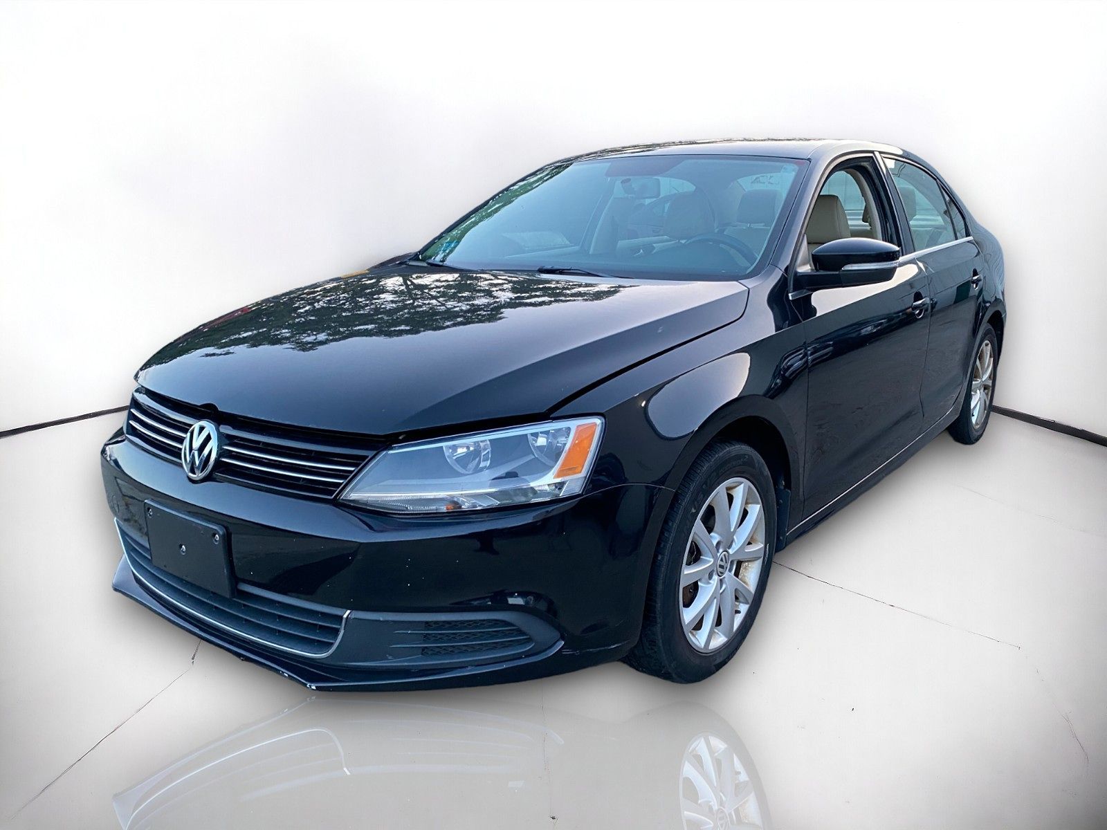 2013 Volkswagen Jetta Sedan SE w/Convenience 2