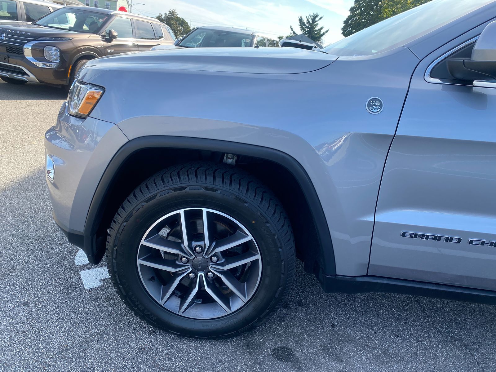 2020 Jeep Grand Cherokee North 28