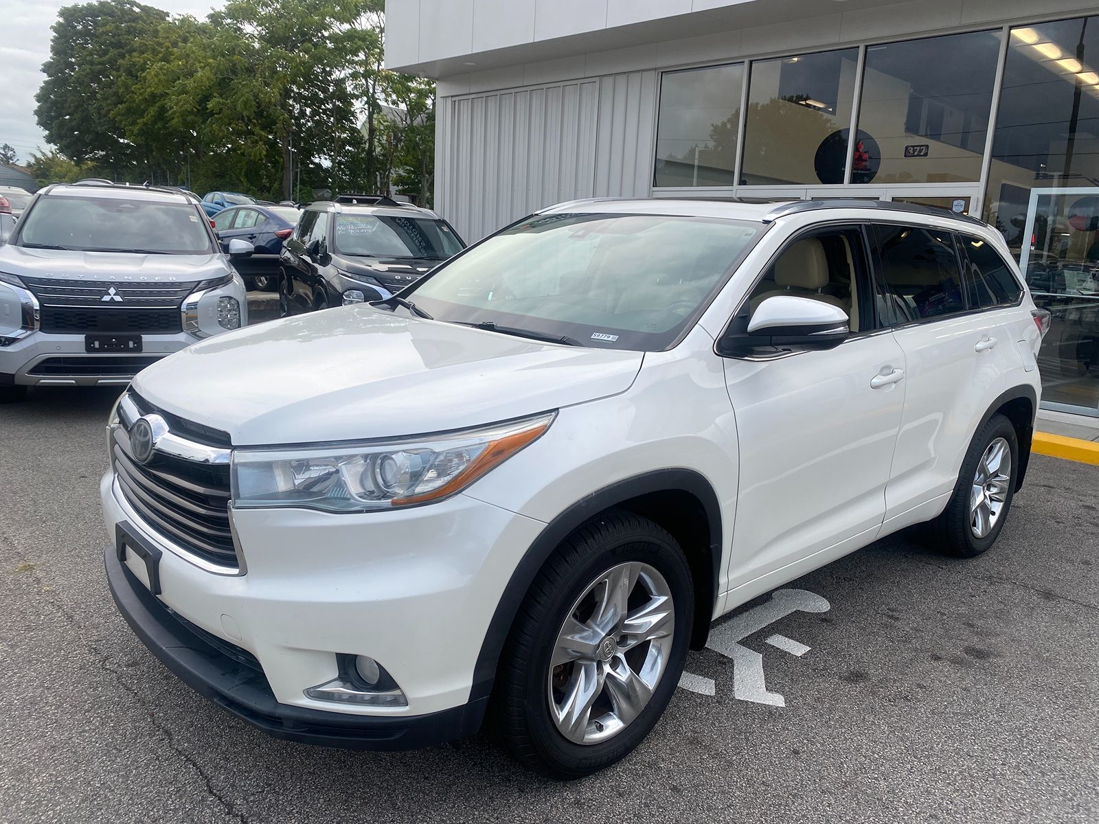 2014 Toyota Highlander Limited 47