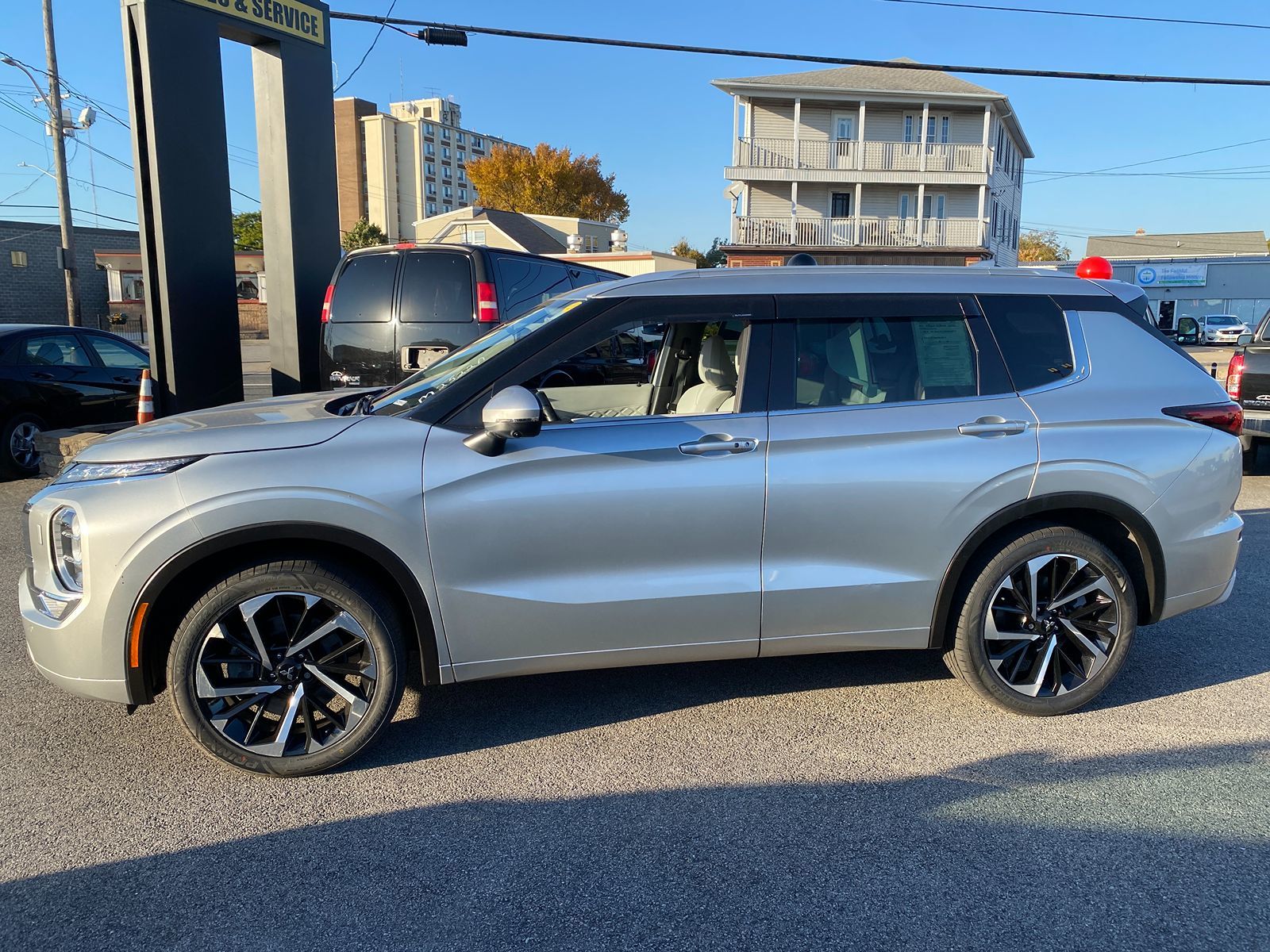 2023 Mitsubishi Outlander SEL 7