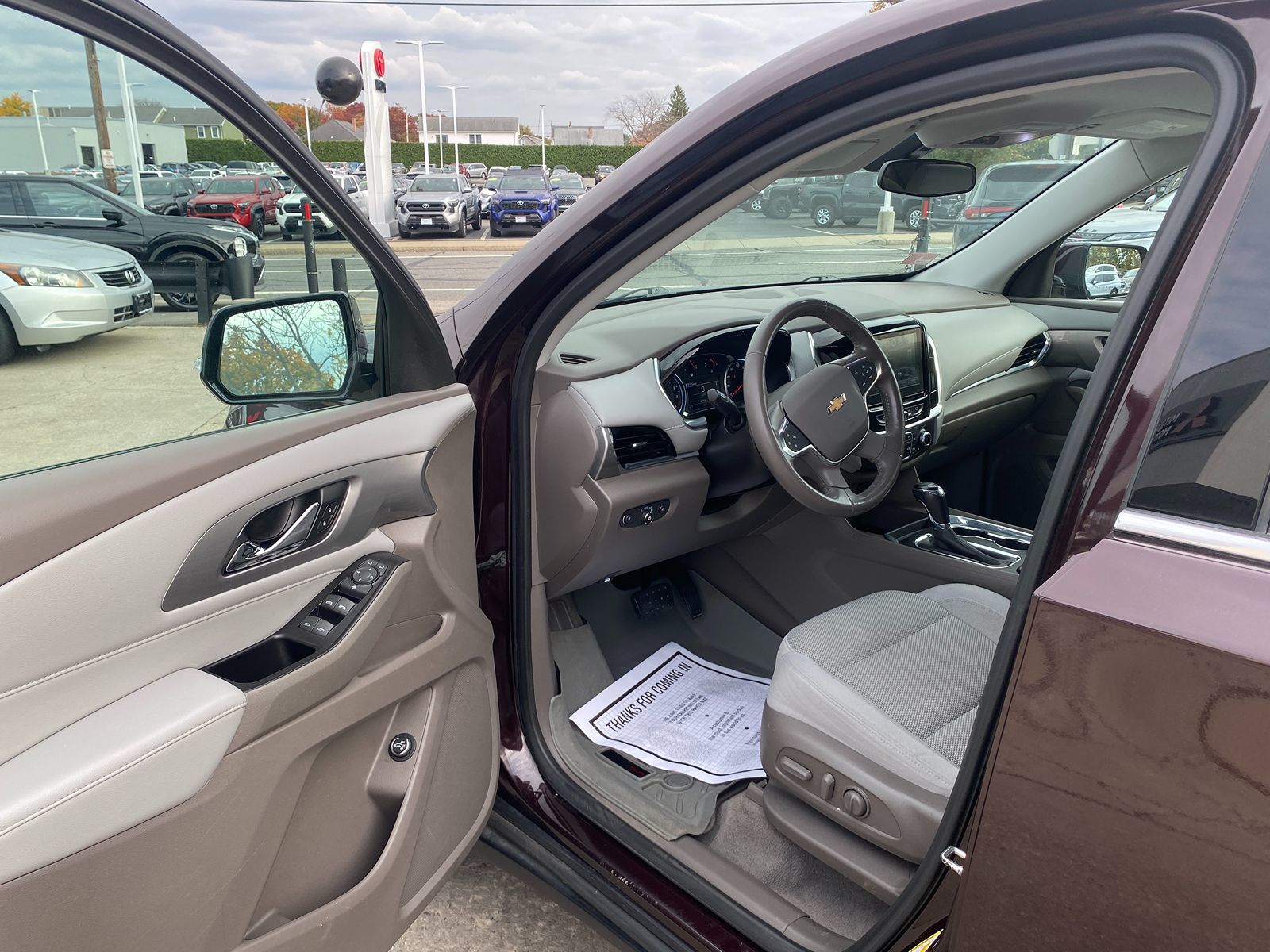 2019 Chevrolet Traverse LT Cloth 10