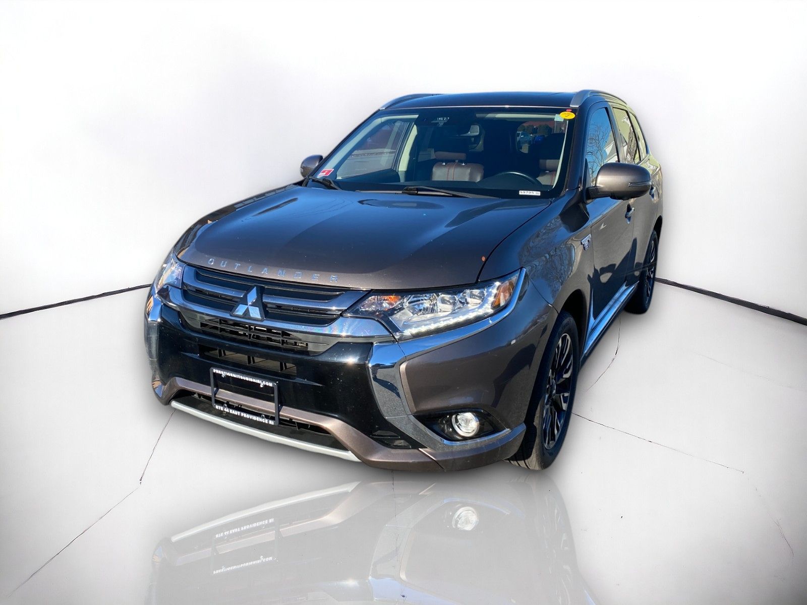 2018 Mitsubishi Outlander PHEV GT 2