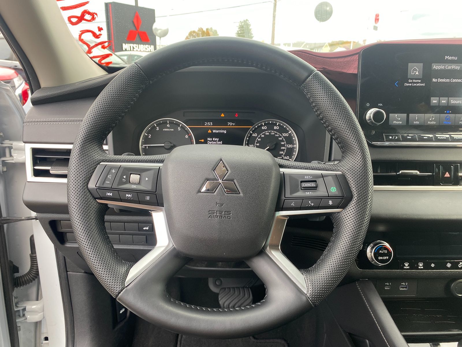 2023 Mitsubishi Outlander SE 15