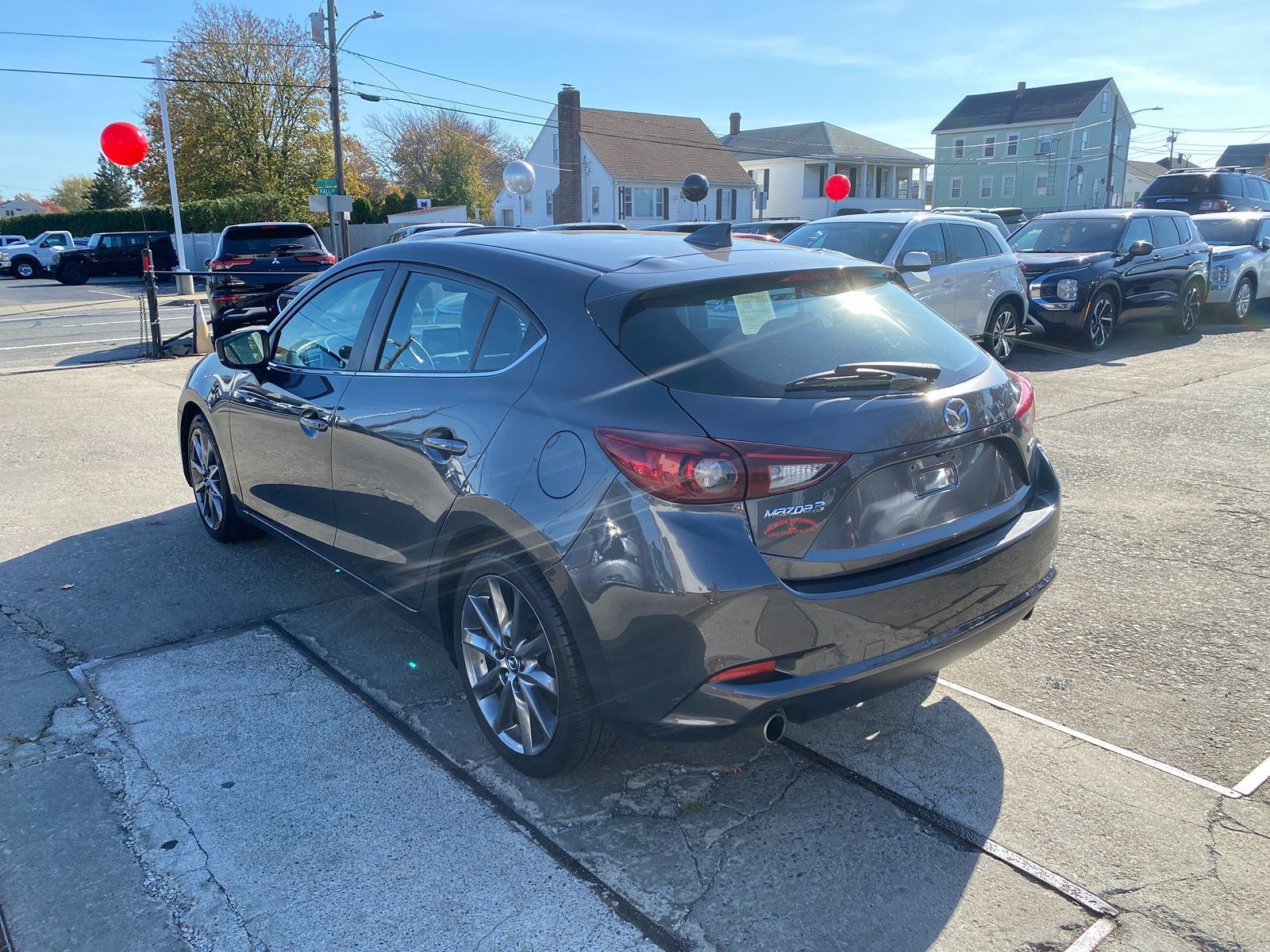 2018 Mazda Mazda3 5-Door Touring 5