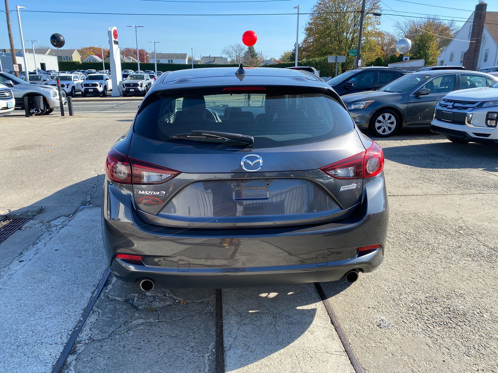 2018 Mazda Mazda3 5-Door Touring 6