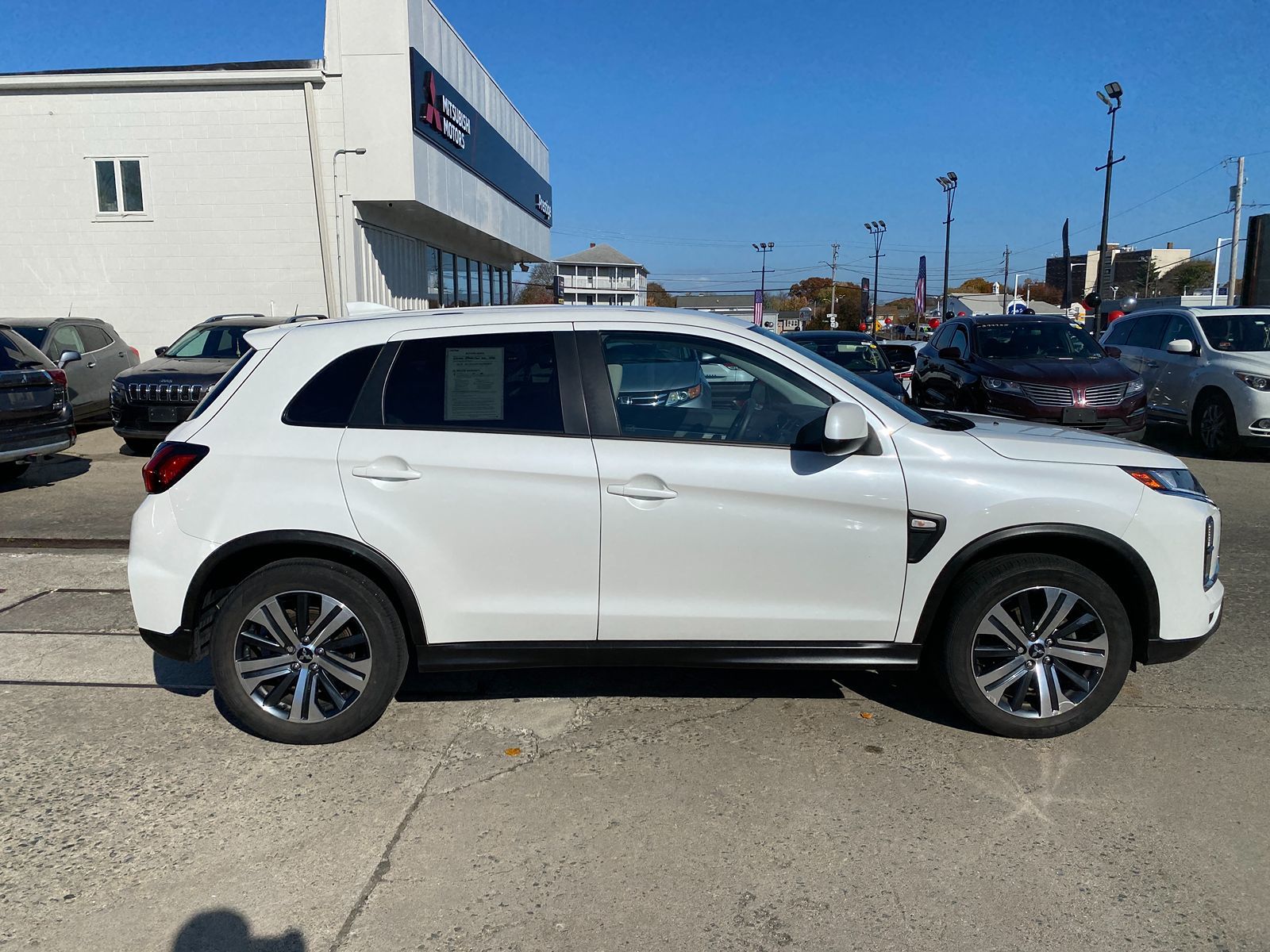 2020 Mitsubishi Outlander Sport ES 2.0 9