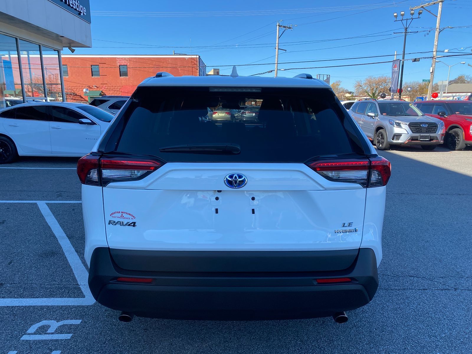 2022 Toyota RAV4 Hybrid LE 6