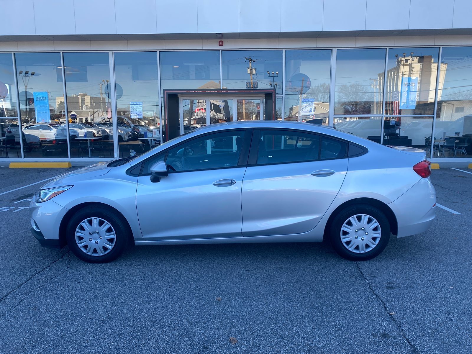 2017 Chevrolet Cruze LS 9