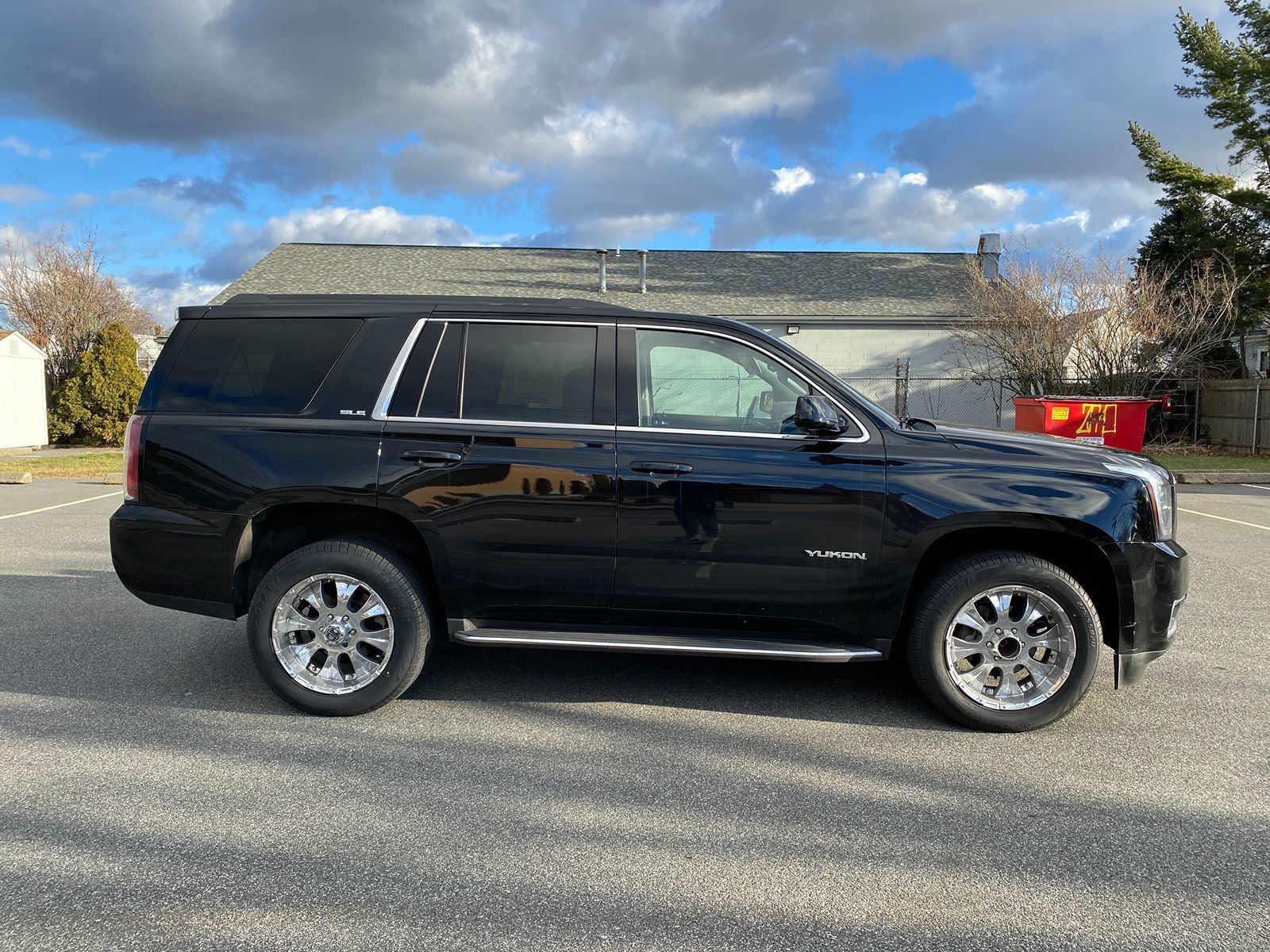 2018 Gmc Yukon SLE photo 4