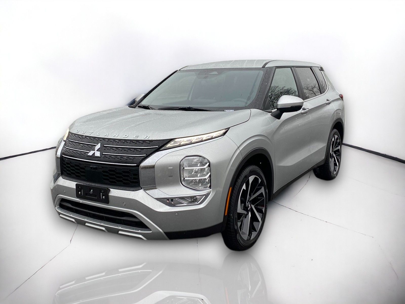 2024 Mitsubishi Outlander SE 2