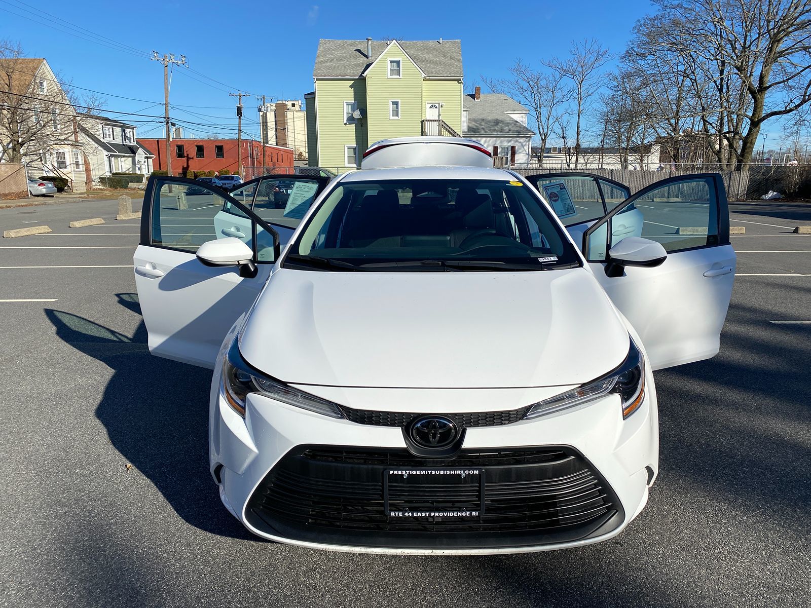 2023 Toyota Corolla LE 28