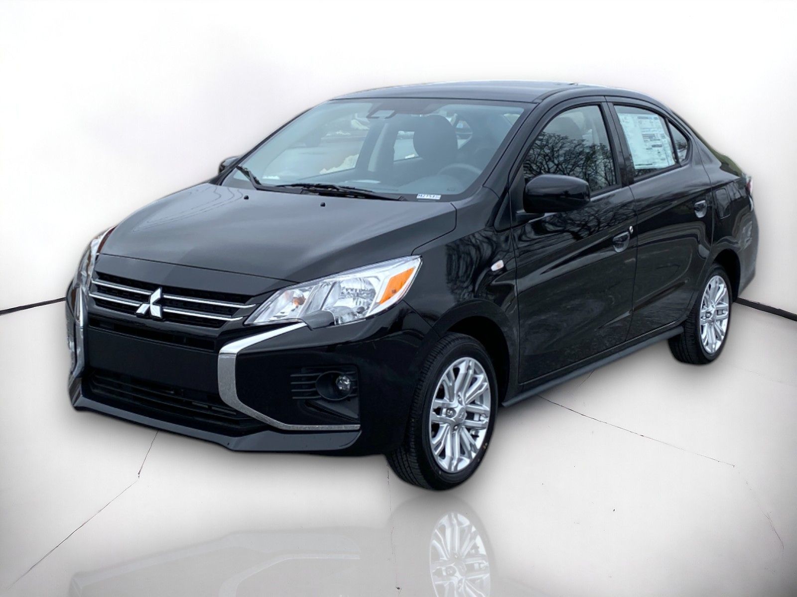 2024 Mitsubishi Mirage G4 LE photo 2