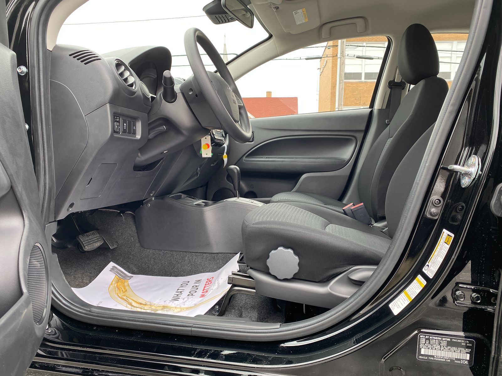 2024 Mitsubishi Mirage G4 LE photo 9