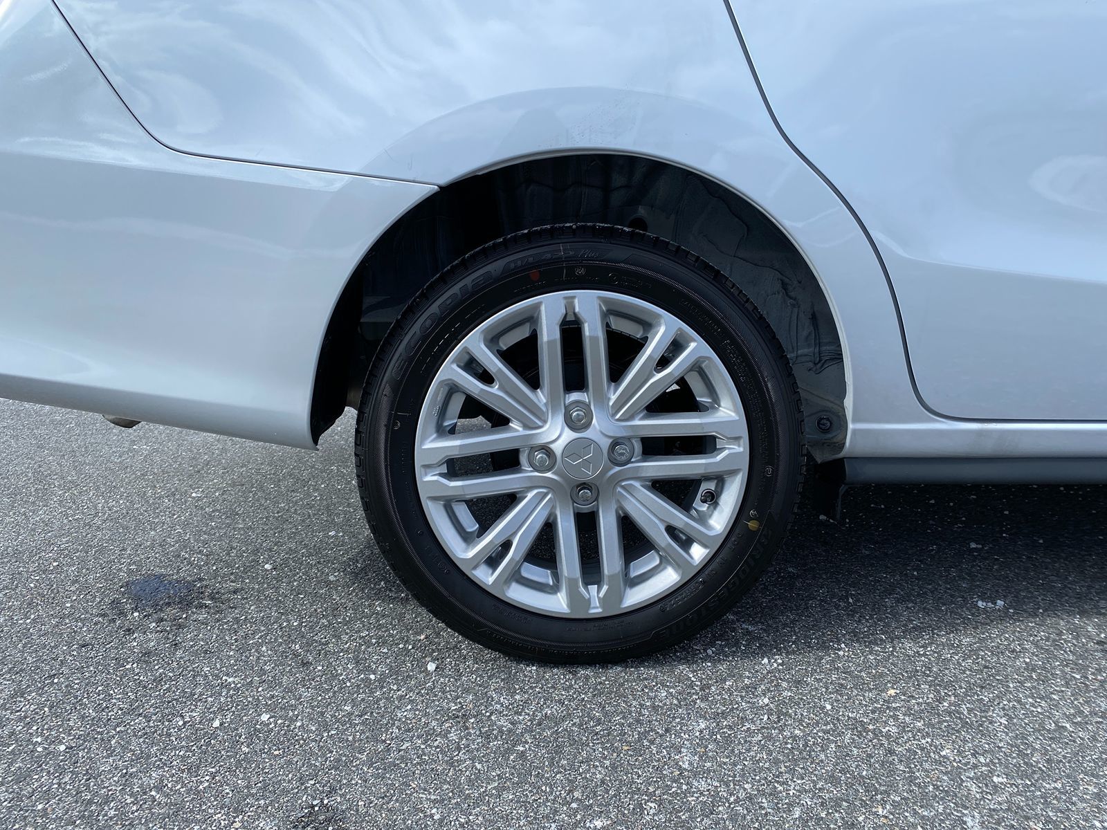 2024 Mitsubishi Mirage G4 SE photo 27