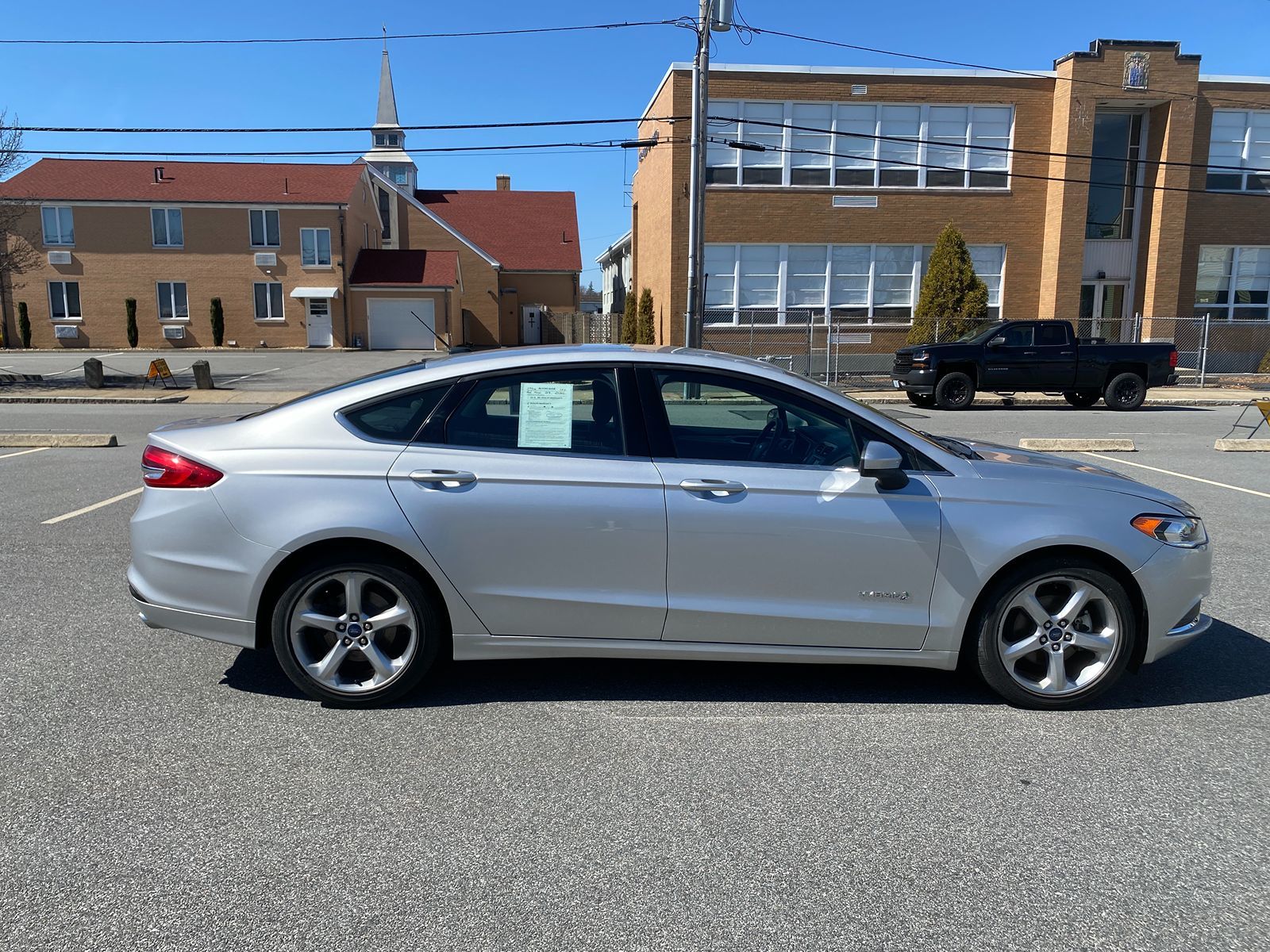 2018 Ford Fusion Hybrid SE photo 4