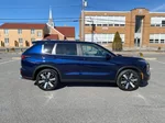 2025 Mitsubishi Outlander SE photo 4