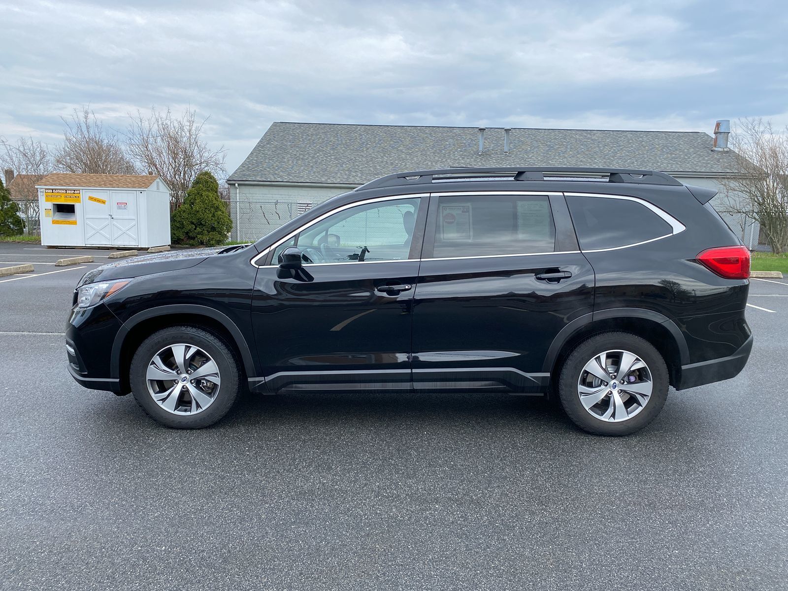 2022 Subaru Ascent Premium photo 8