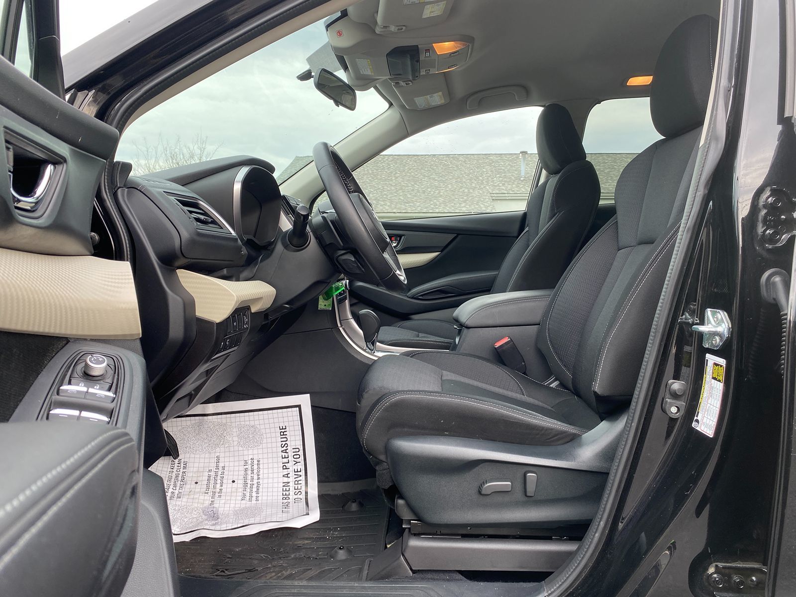 2022 Subaru Ascent Premium photo 10