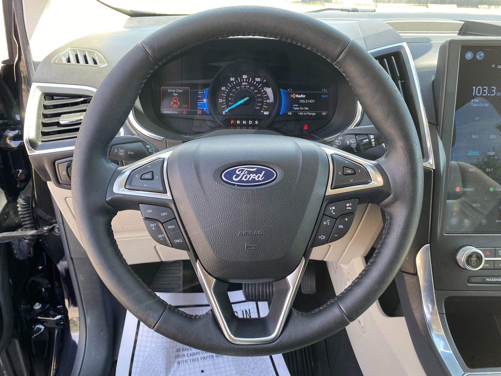 2021 Ford Edge Titanium - Photo 15