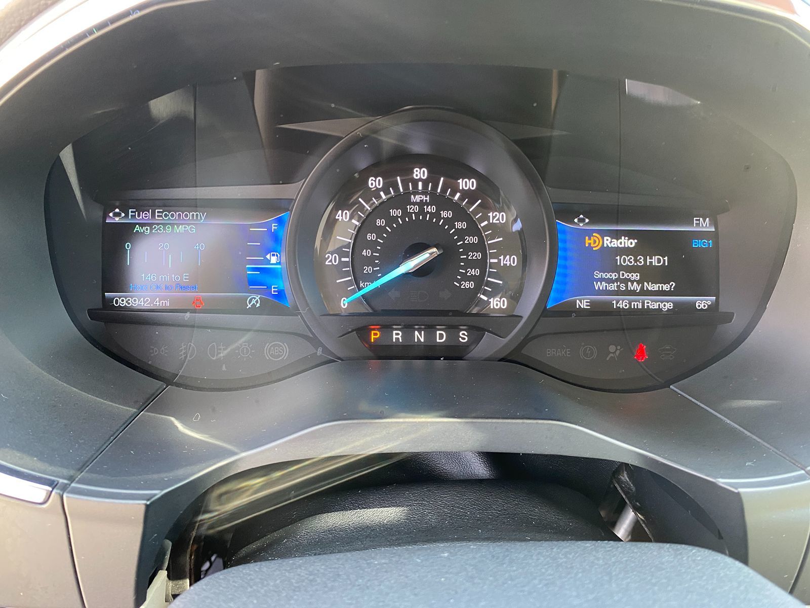 2021 Ford Edge Titanium - Photo 18